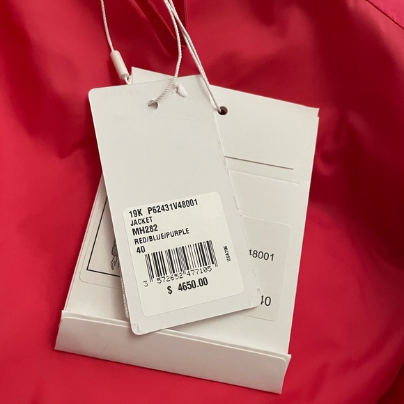 Chanel Fall/Winter 2019-2020 Puffer Jacket - Picture 5 of 6